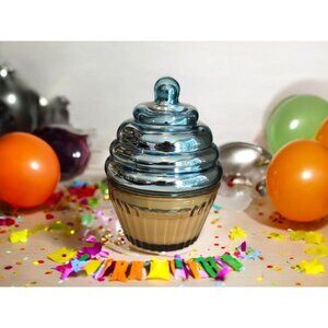New Blue Metallic Lid Cupcake Shaped Vanilla Sprinkle Sent Birthday Candle